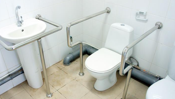 Поручні для ванни для дітей-інвалідів